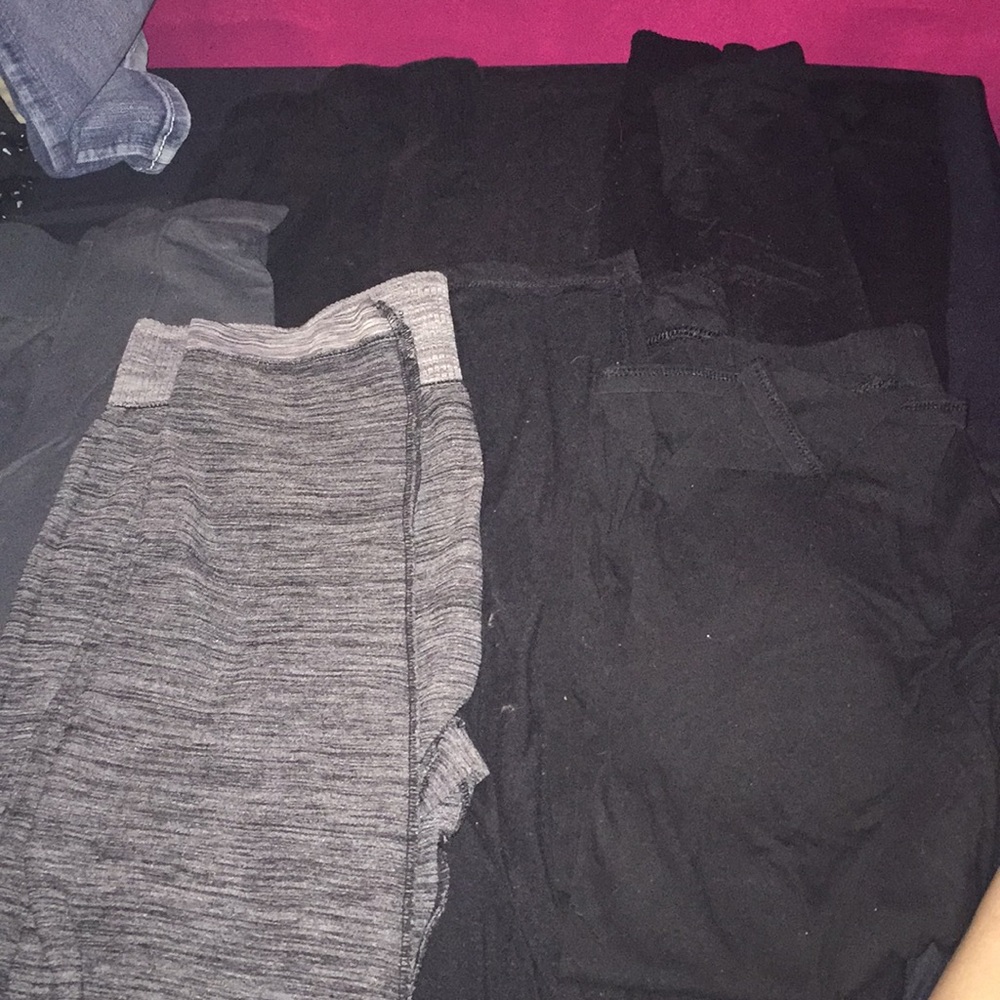 7 pairs of leggings